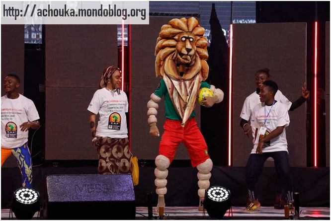 Article : [VID&Eacute;O] Pourquoi les Camerounais ont vomi Tara ?