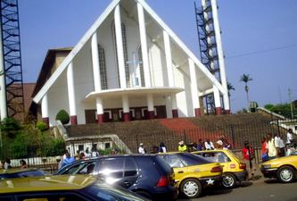 La cathédrale Marie-Gocker à Yaoundé, l'une des plus grandes du Cameroun