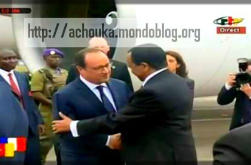 Avec Paul Biya, François Hollande poursuit la réception des dictateurs françafricains - Survie