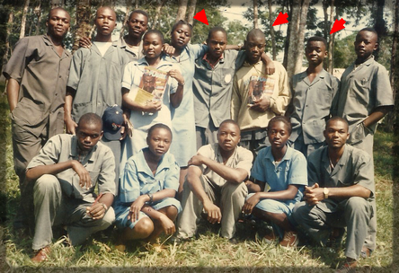 photo de famille au lycée de Ndikiniméki