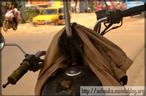 Article : Comment se comporter avec une moto ici à Douala