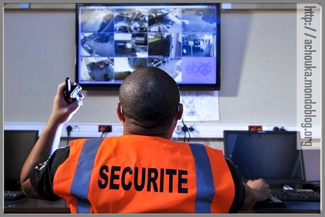 Article : Ne souriez plus hein, vous &ecirc;tes film&eacute;s !