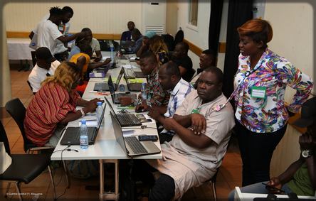 atelier de fact-checking &agrave; l'institut Goethe de Yaound&eacute;