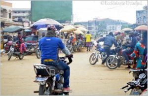 Article : Cameroun : mais qui se cache derrière les bendskineurs ?